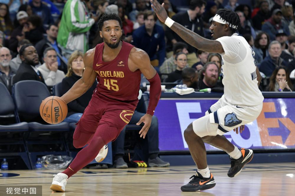 个赛季的竞 个赛季的竞