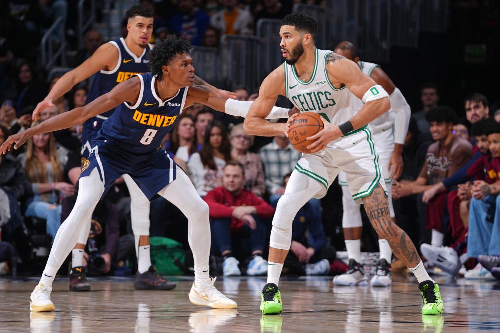 个足球产业 个足球产业